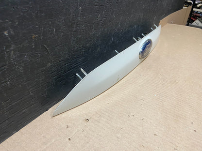2013 to 2016 Ford Escape Rear Trunk Molding Trim E8598 PS2