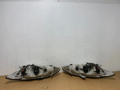2005 to 2006 Toyota Camry Left+Right Side Set Halogen Headlights AD2812 DW9