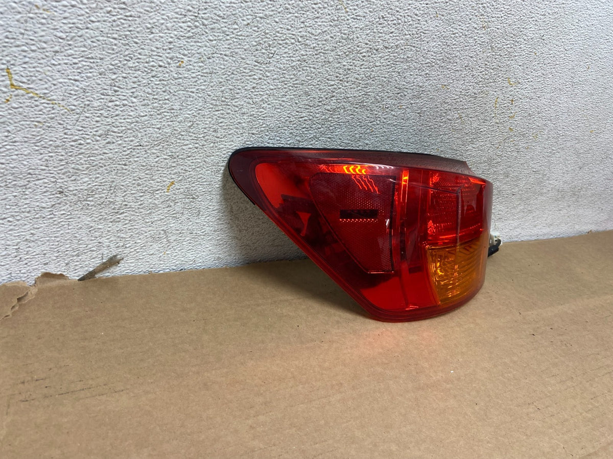 2009 - 2010 Lexus Is250 Is350 Left Driver LH Side Tail Light AH3094 DW1