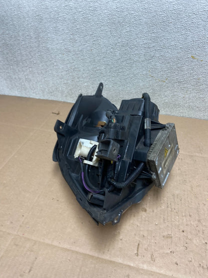 2006 to 2011 Cadillac DTS Right Passenger RH Side Xenon Hid Headlight OEM Y10069