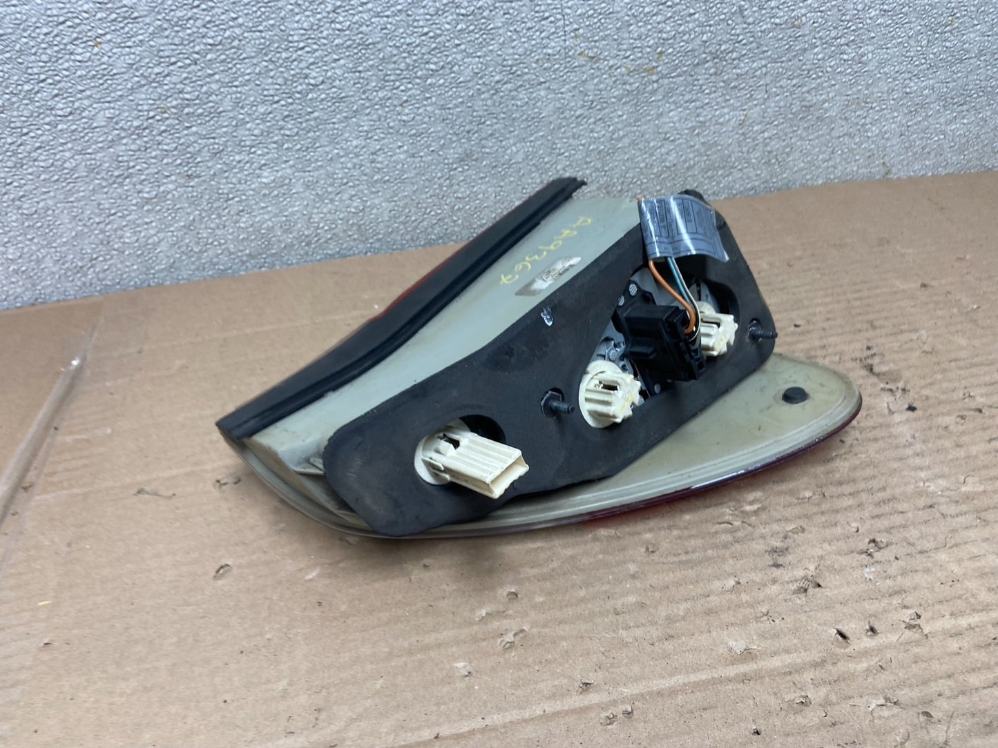 2004 2005 2006 BMW E53 X5 Right Passenger Rh Side Tail Light Oem AA9367 LK5