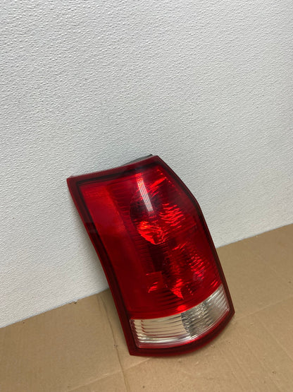 2004 2005 2006 2007 Saturn Vue Left Driver Lh Side Tail Light Oem AB8053 LK2