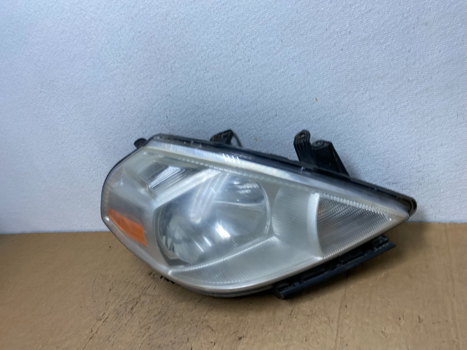 2008 to 2012 Nissan Versa Headlight Right Passenger Rh Side AD0583 DW1
