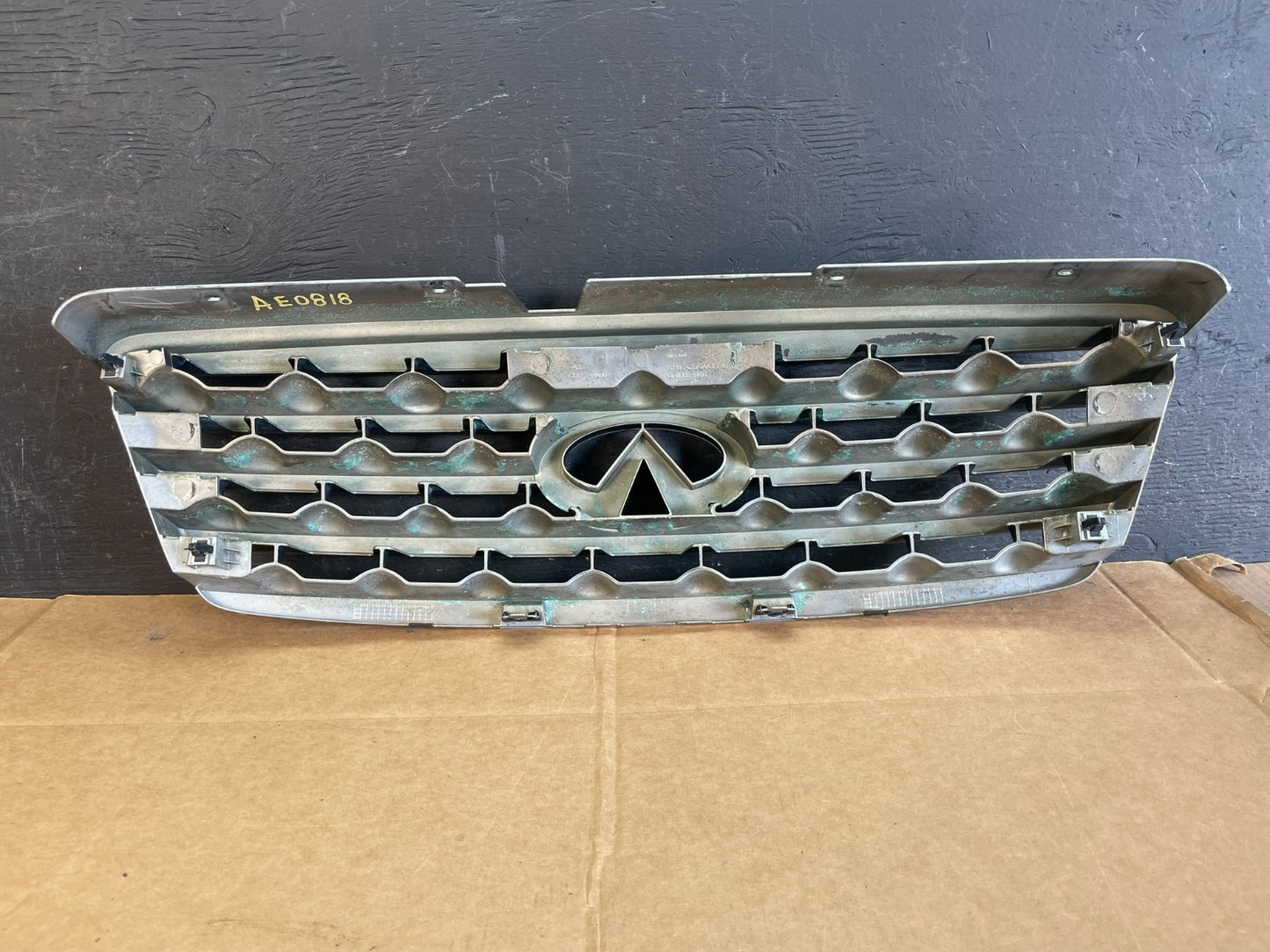 2006 2007 2008 Infiniti Fx35 Front Upper Grill Grille W/ Emblem AE0818 DG5