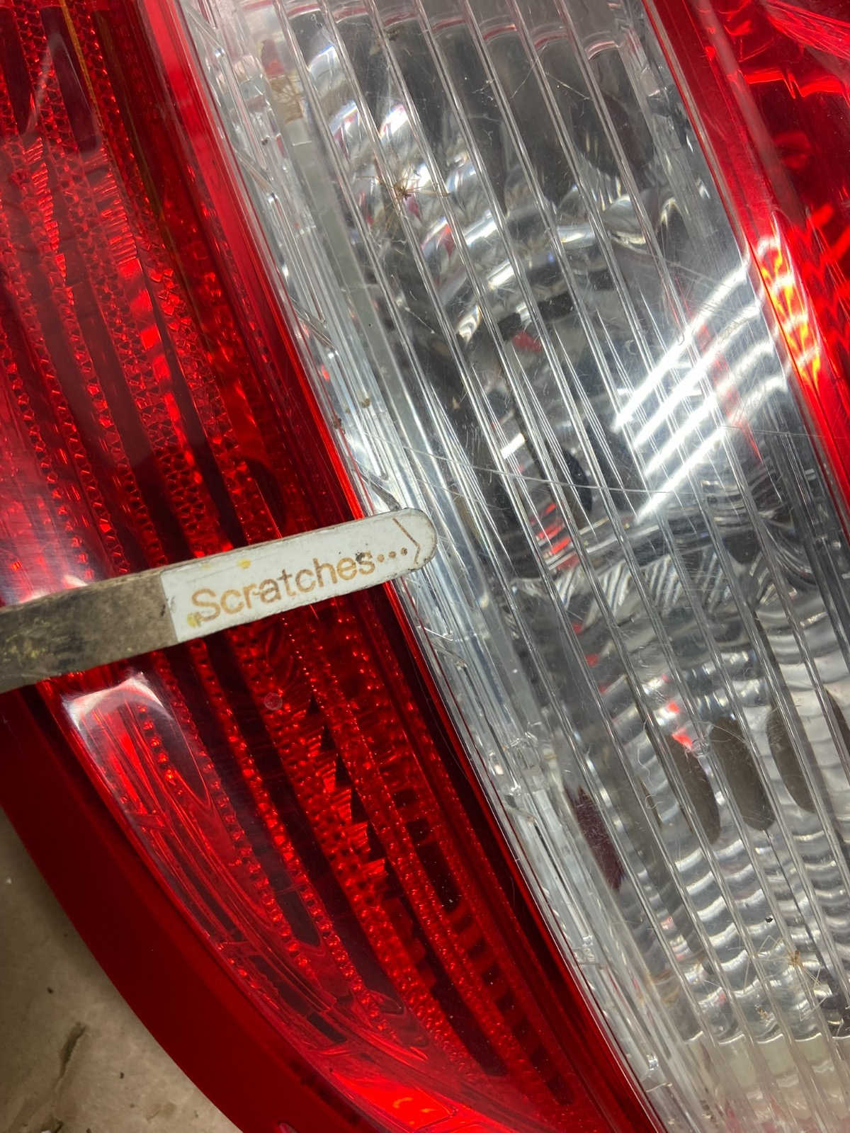 2008 2009 2010 2011 Mercedes C-Class Right Passenger Tail Light AI9062 LK3