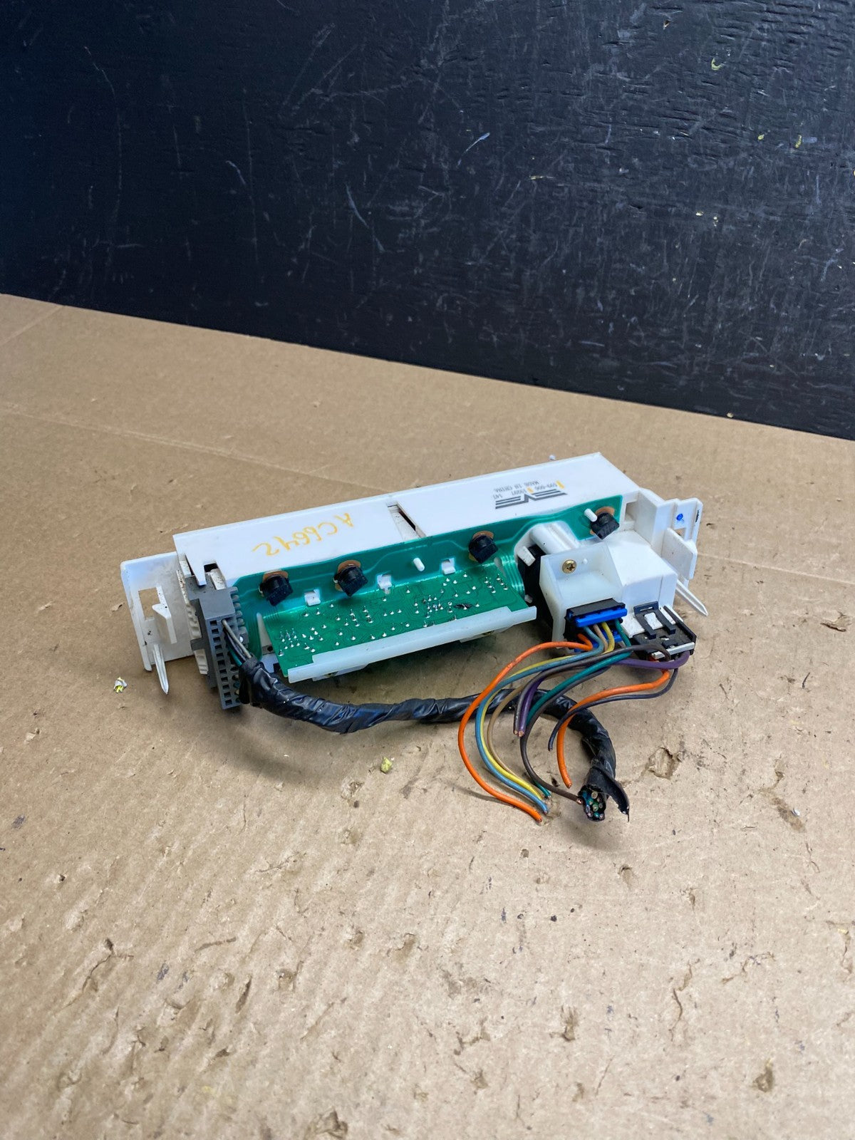 1996-1999 Chevrolet Tahoe 5.7L V8 HVAC Control Module AC66423