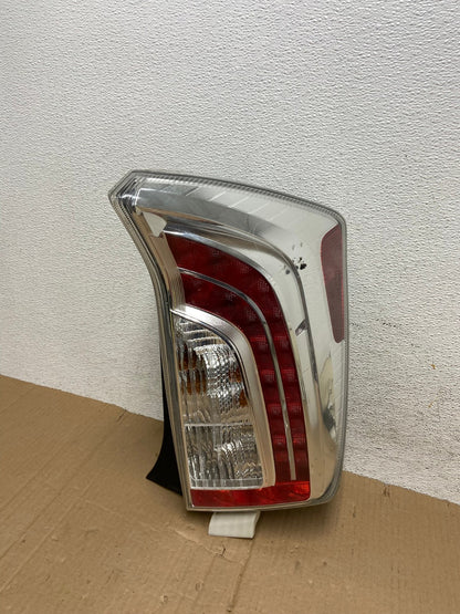 2012 to 2015 Toyota Prius Tail Light Right Passenger RH Side AE8931 LK0