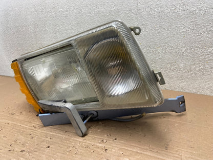 1986-1993 Mercedes S Class W126 Right Passenger Halogen Headlight AB1569 DG1