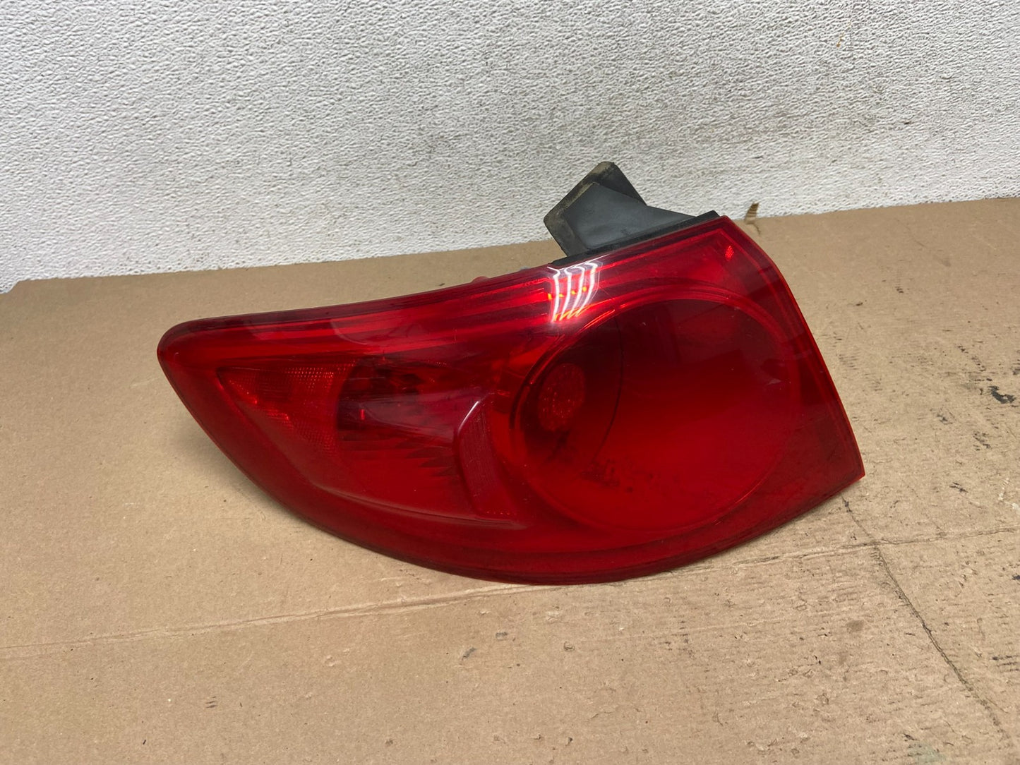 2007 - 2009 Hyundai Santa Fe Left Driver LH Side Tail Light AF5090 DW0