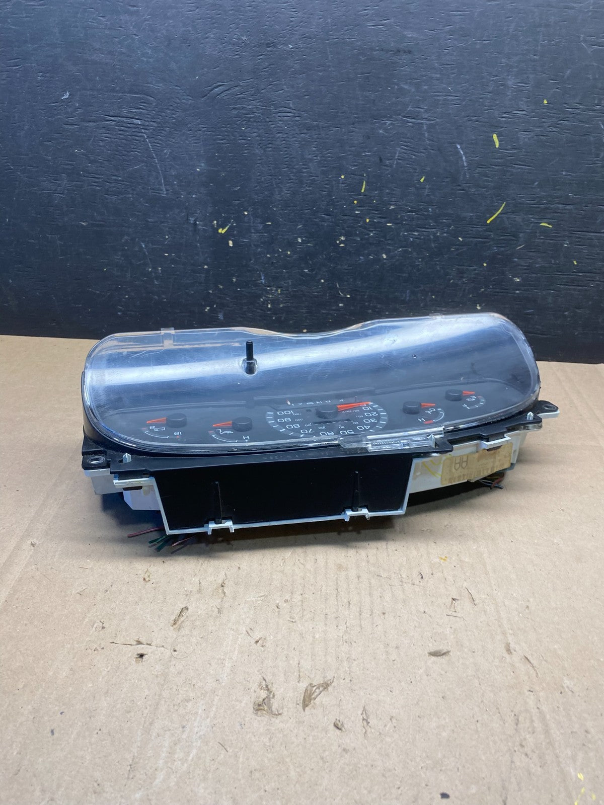 2001 - 2002 Ford Econoline E250 E350 Van Speedometer Instrument Cluster r8813 DG4