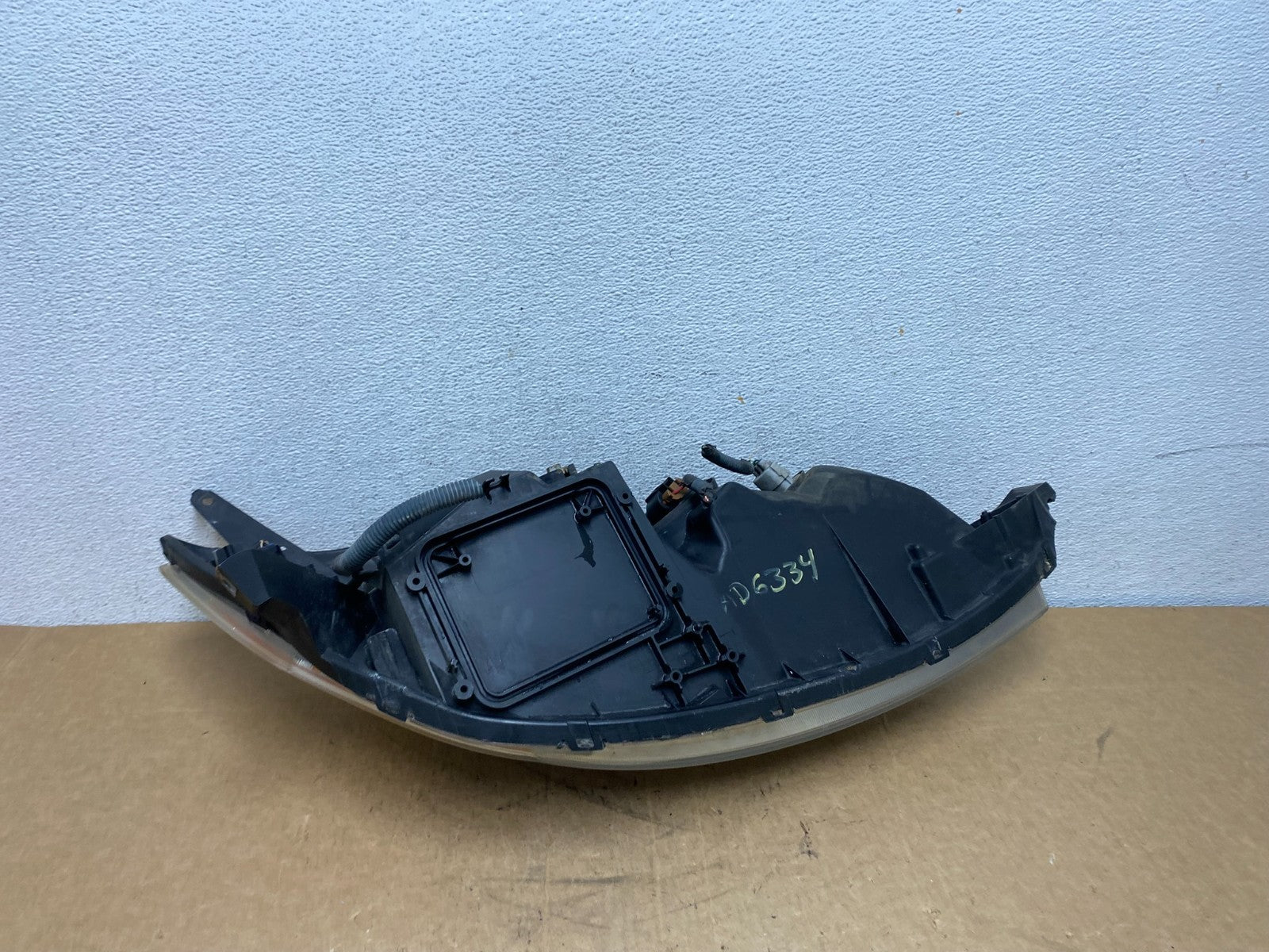 2006 to 2010 Toyota Sienna Left Driver Lh Side Headlight Halogen AD6334 DW9