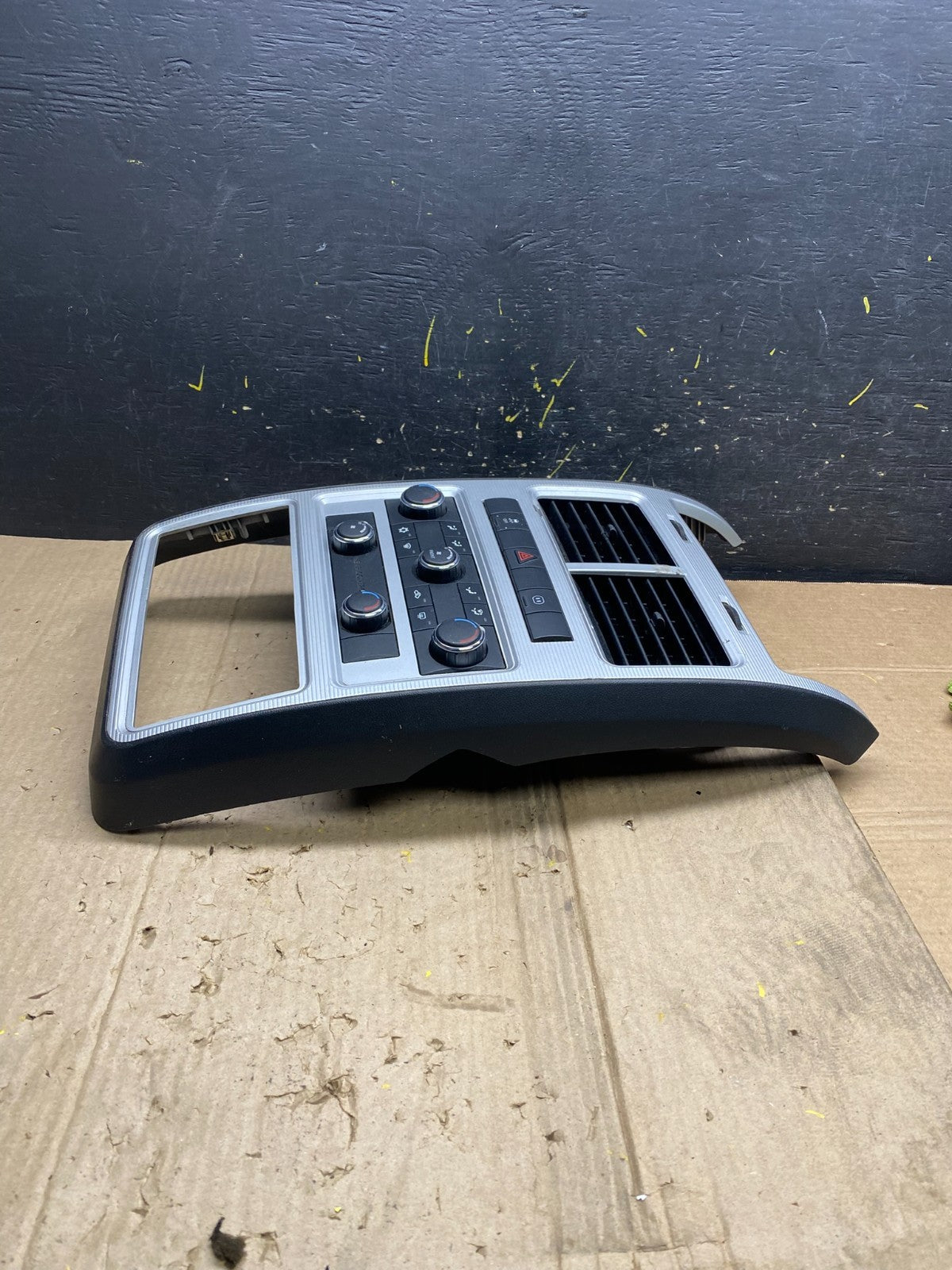 2009 2010 Dodge Journey Center Dash A/C AC Climate Control Bezel Trim X1974 DG6
