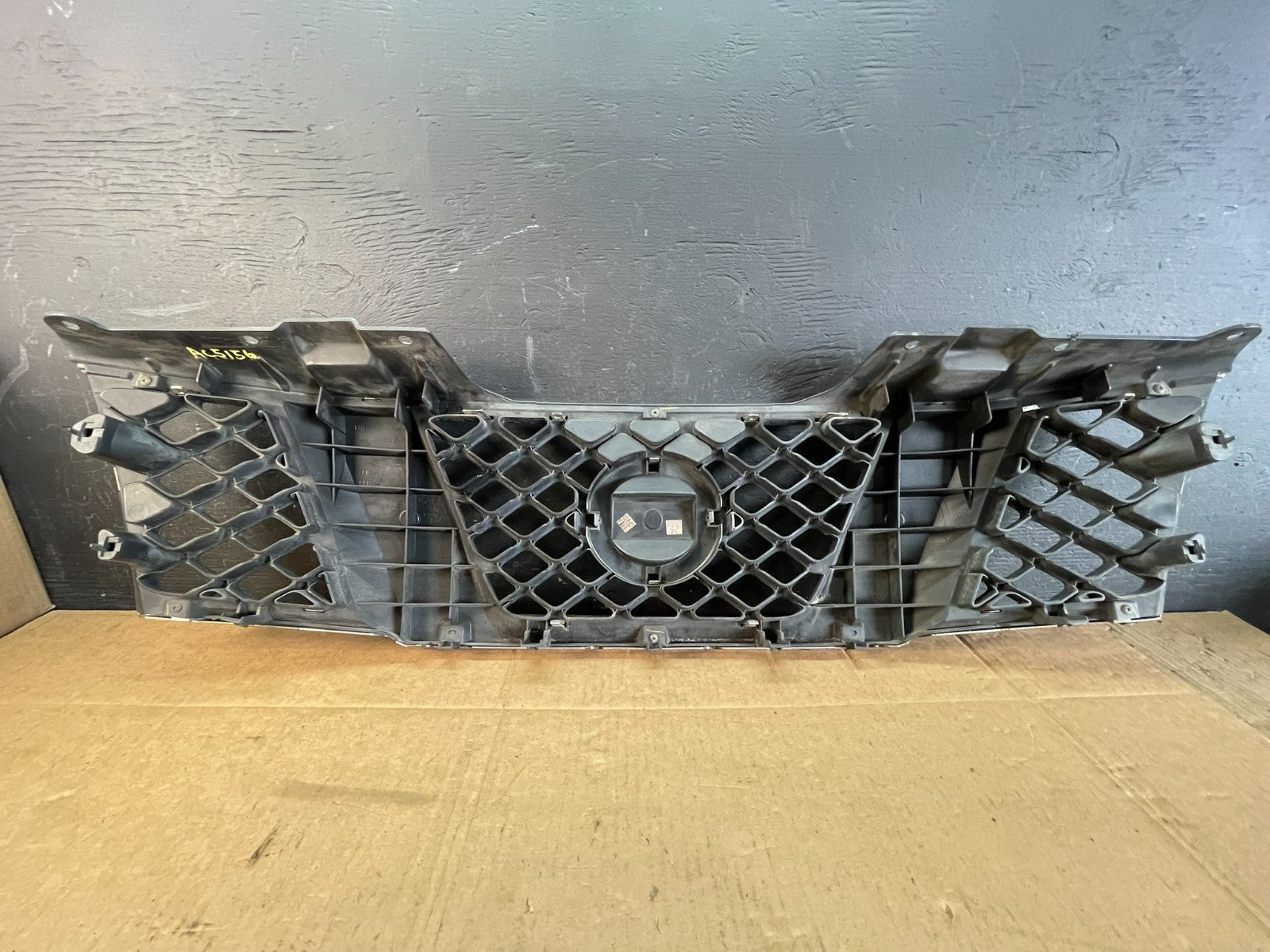 2005 2006 2007 Nissan Pathfinder Chrome Front Upper Grill Grille AC5156 DG3