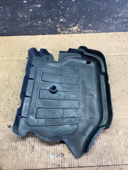 2008 to 2012 Chevrolet Malibu Engine Cover Plastic Motor Shield t6943 DG7