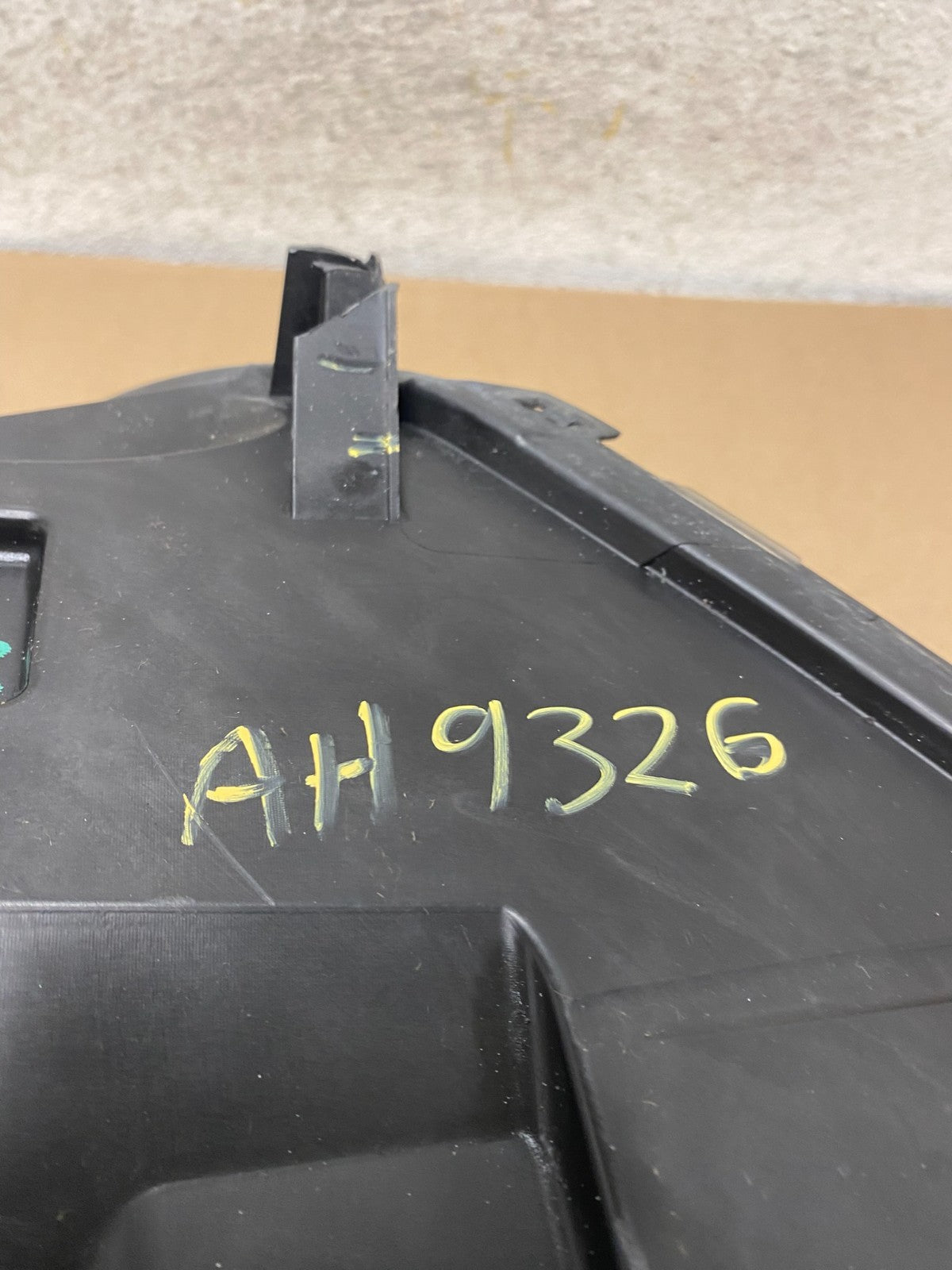 2013-2016 Lincoln MKZ Right Passenger RH Headlight Xenon HID AH9326 DW11