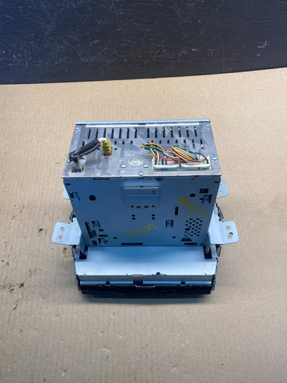 2013 to 2014 Hyundai Santa Fe AM/FM Radio CD Player AC8911 DG5