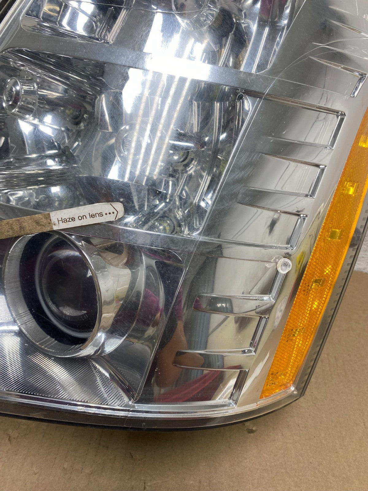2007 - 2014 Cadillac Escalade Left Driver LH Side Xenon HID Headlight AG6849 DW4