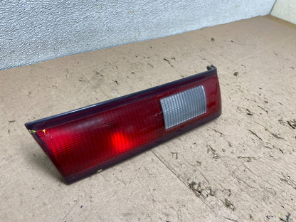 1997 1998 1999 Toyota Camry Tail Light Inner Left Driver LH Inner Oem W3515 DW2