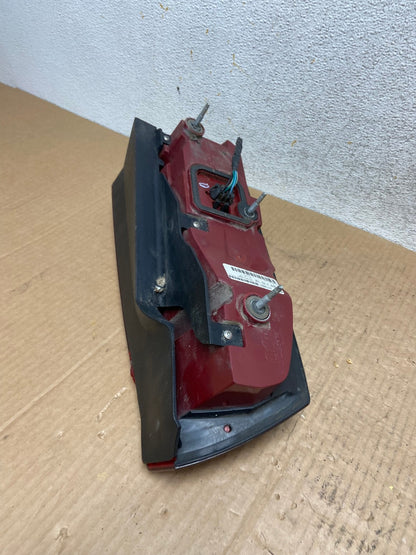 2005 2006 2007 Cadillac STS Right Passenger RH Side Tail Light AI5897 LK7