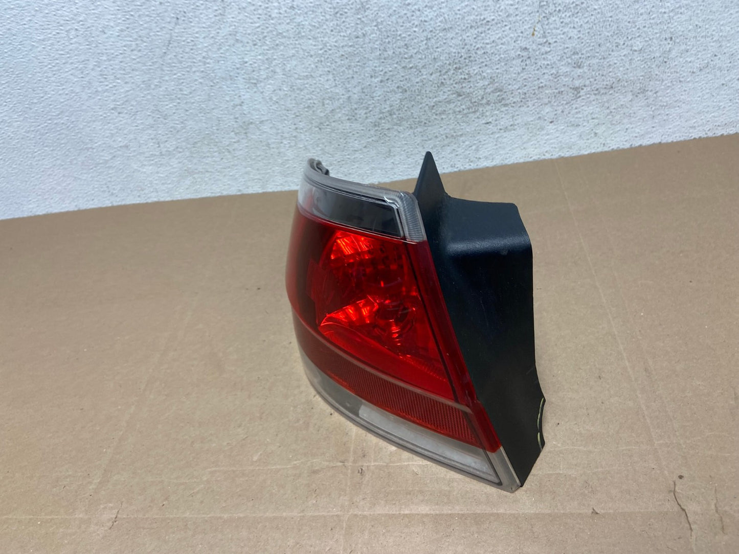 2008 2009 2010 2011 Ford Focus Sedan Left Driver Lh Side Tail Light AE4873 LK1