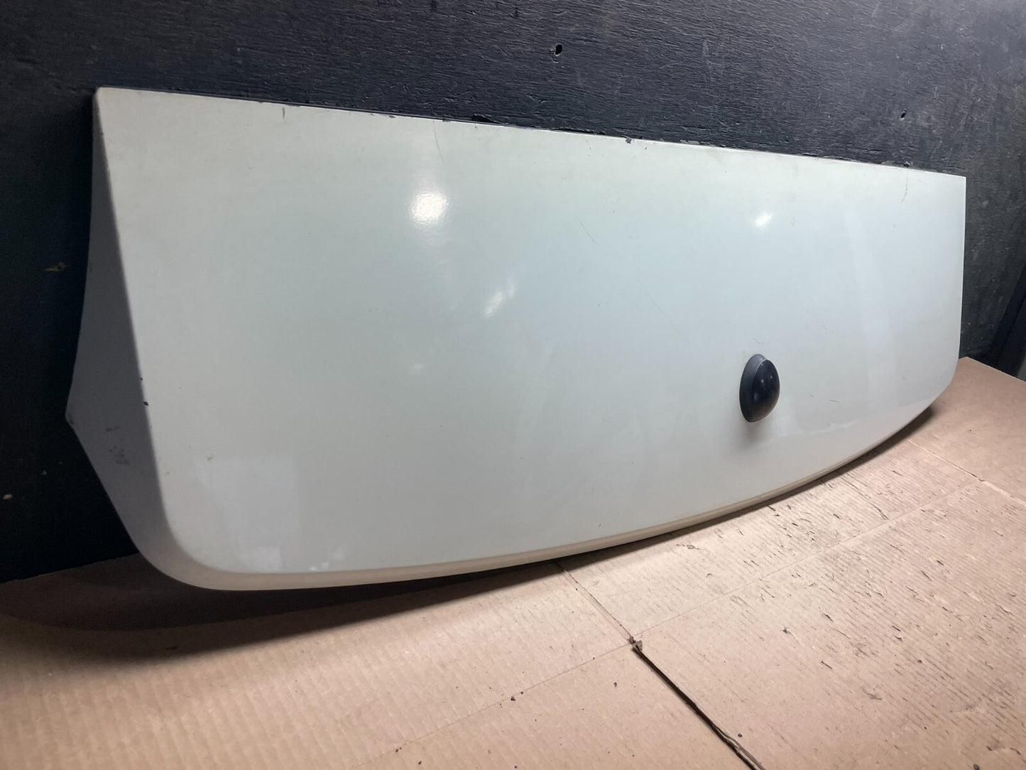 2007 to 2009 Ford Edge Rear Spoiler Wing With Brake Light OEM C2149 DG12