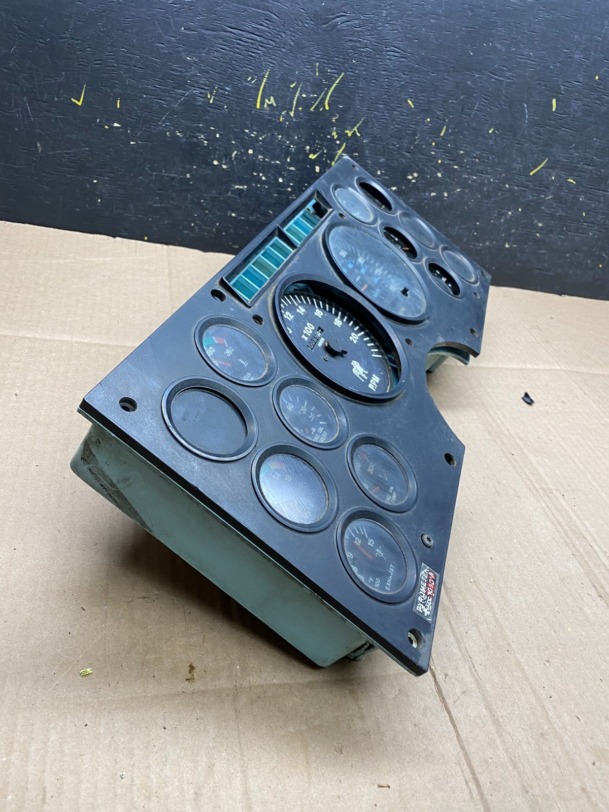 1991 - 2000 Mack CH600 Speedometer Instrument Cluster OEM aa4570 DG1