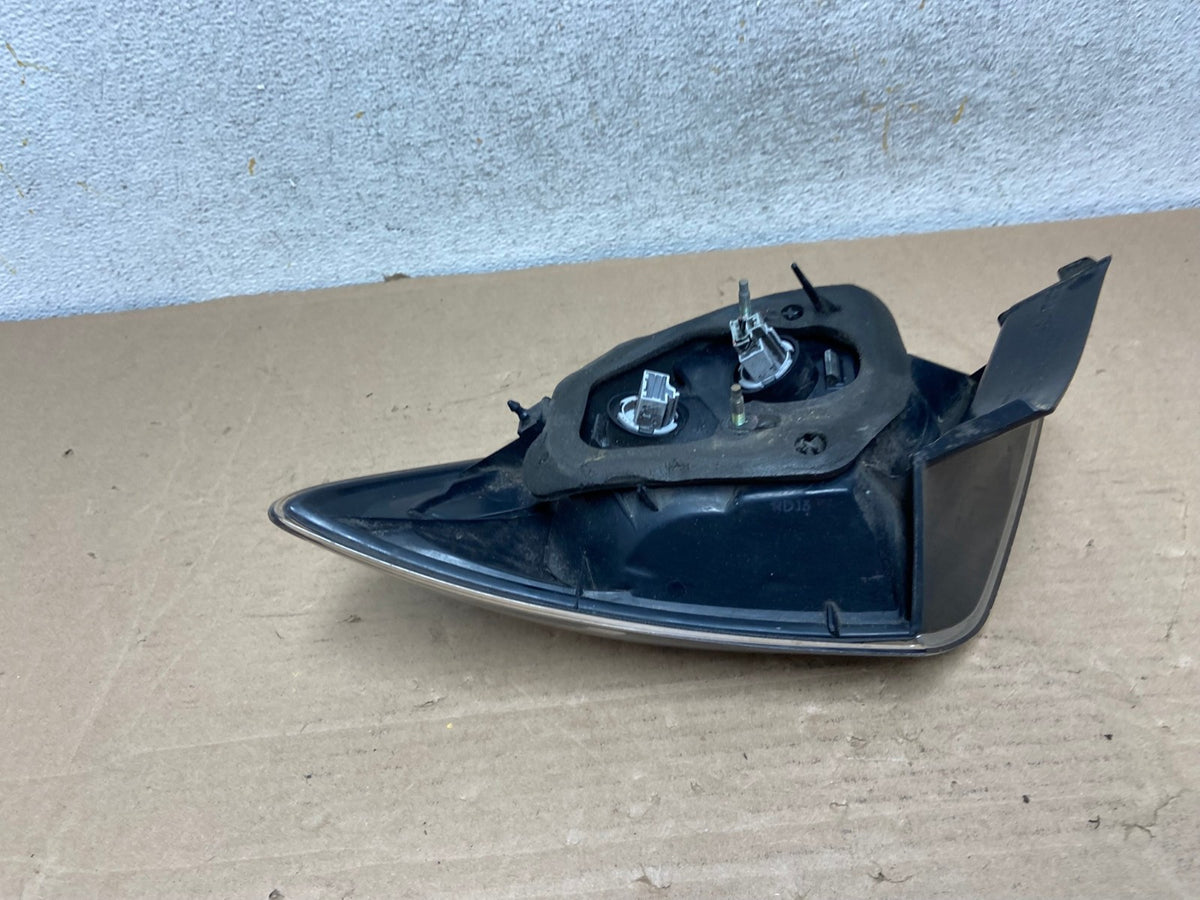 2004 2005 2006 Mazda 3 Hatchback Left Driver LH Side Tail Light AH9460 LK4