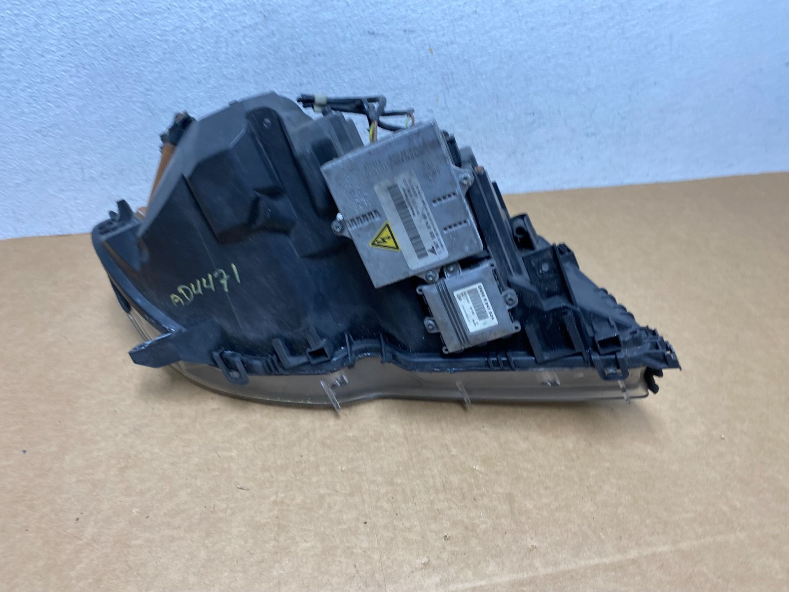 2004 2005 2006 BMW 3 E46 Coupe Left Driver LH Xenon Headlight AD4471 DW8