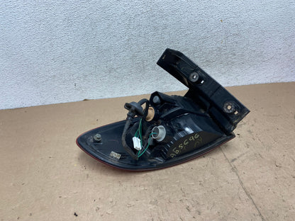 2006-2007 Subaru Tribeca B9 Right Passenger Rh Side Tail Light AG5696 LK5