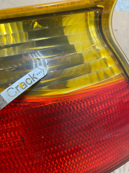 2001-2002 Saturn SC2 SL2 S Series Left Driver LH Tail Light Oem S2186 DW3