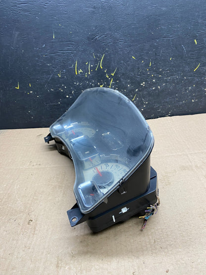 2010 2011 Ford  Expedition Speedometer Cluster Gauge Oem y9978 DG2