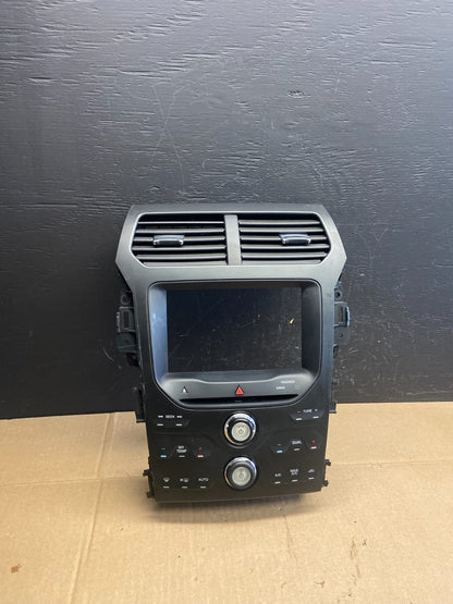 2013-2015 Ford Explorer Radio Heater Climate A/C Control Bezel  Trim AB9295 DG0