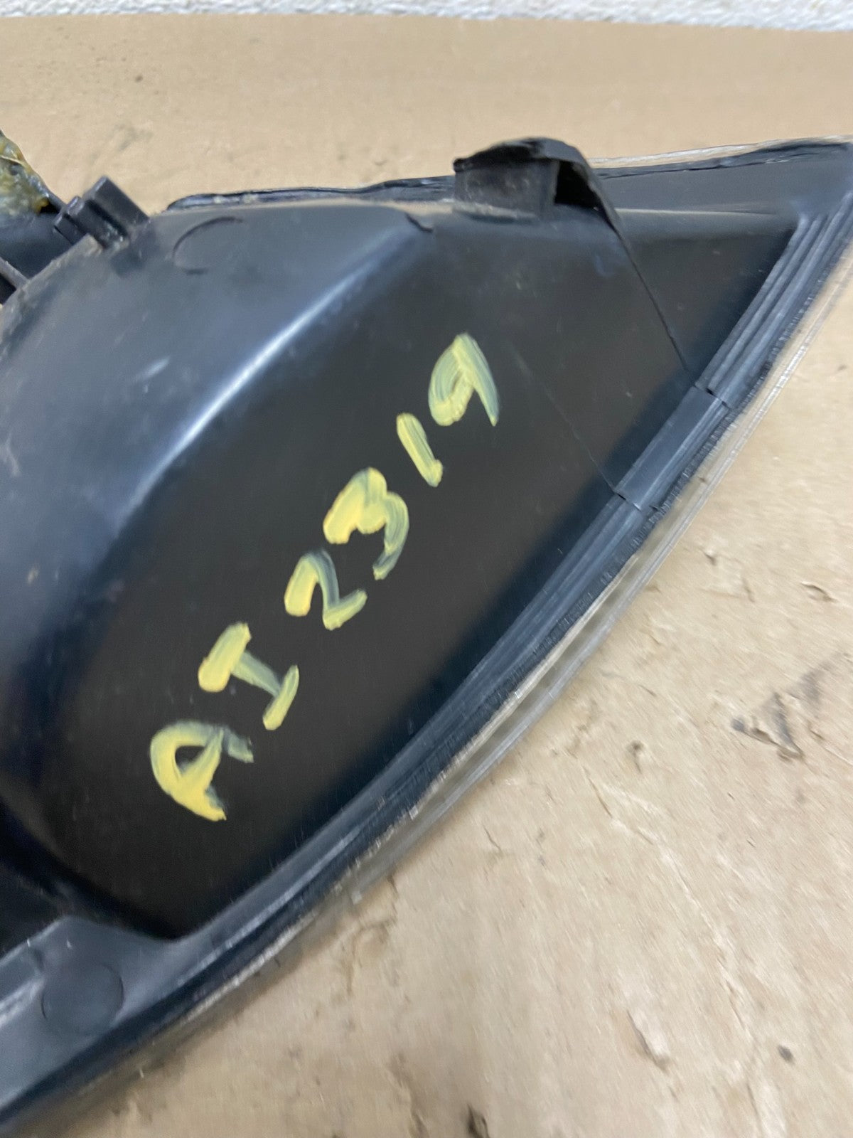 1997 1998 1999 Toyota Camry Left Driver LH Turn Signal AI2319 DG8
