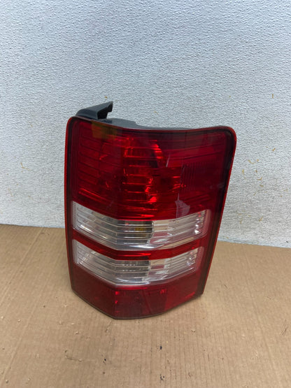 2008 to 2012 Jeep Liberty Right Passenger RH Side Tail Light AI8470 LK0