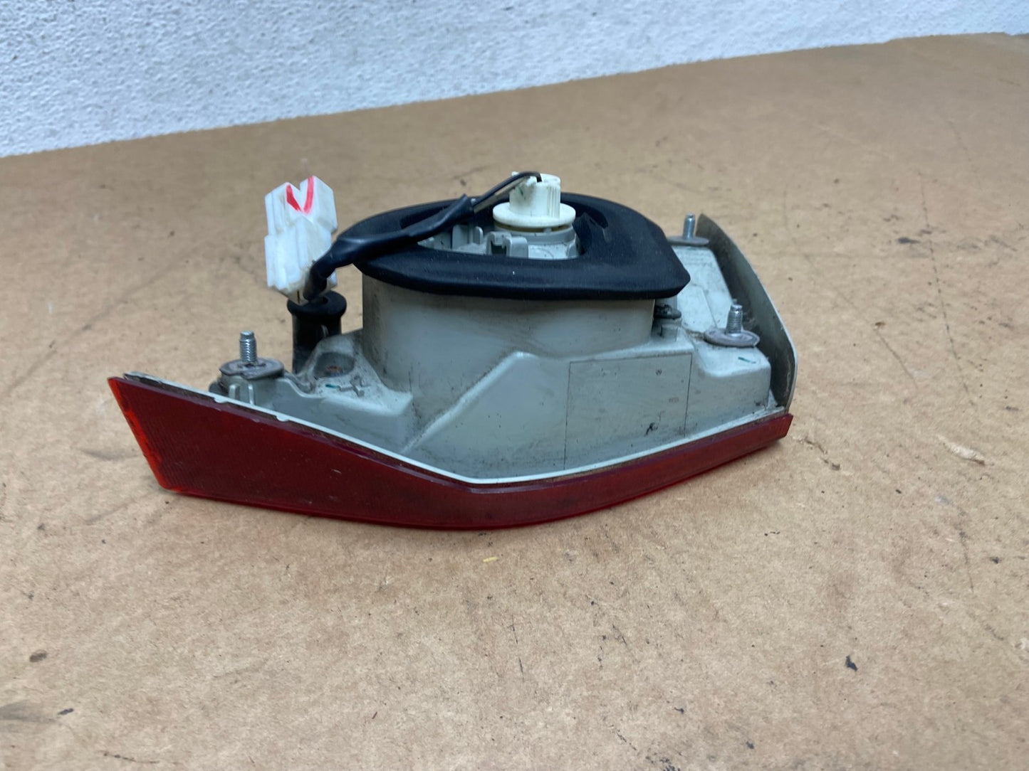 2011 2012 2013 2014 Hyundai Sonata Left Driver Inner Tail Light AE3125 LK3