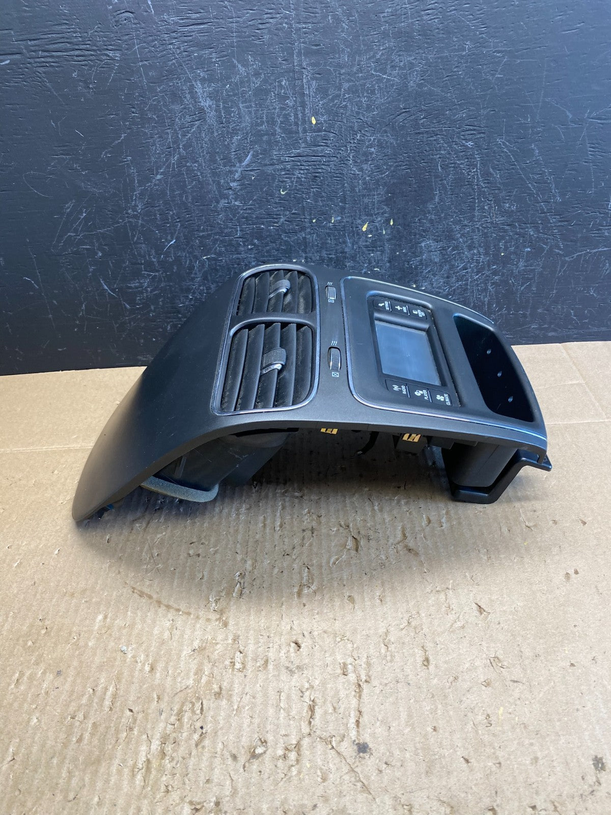 2011-2019 Dodge Journey 4.3 Radio Display Screen Bezel Trim Air Vents AC9093 DG1