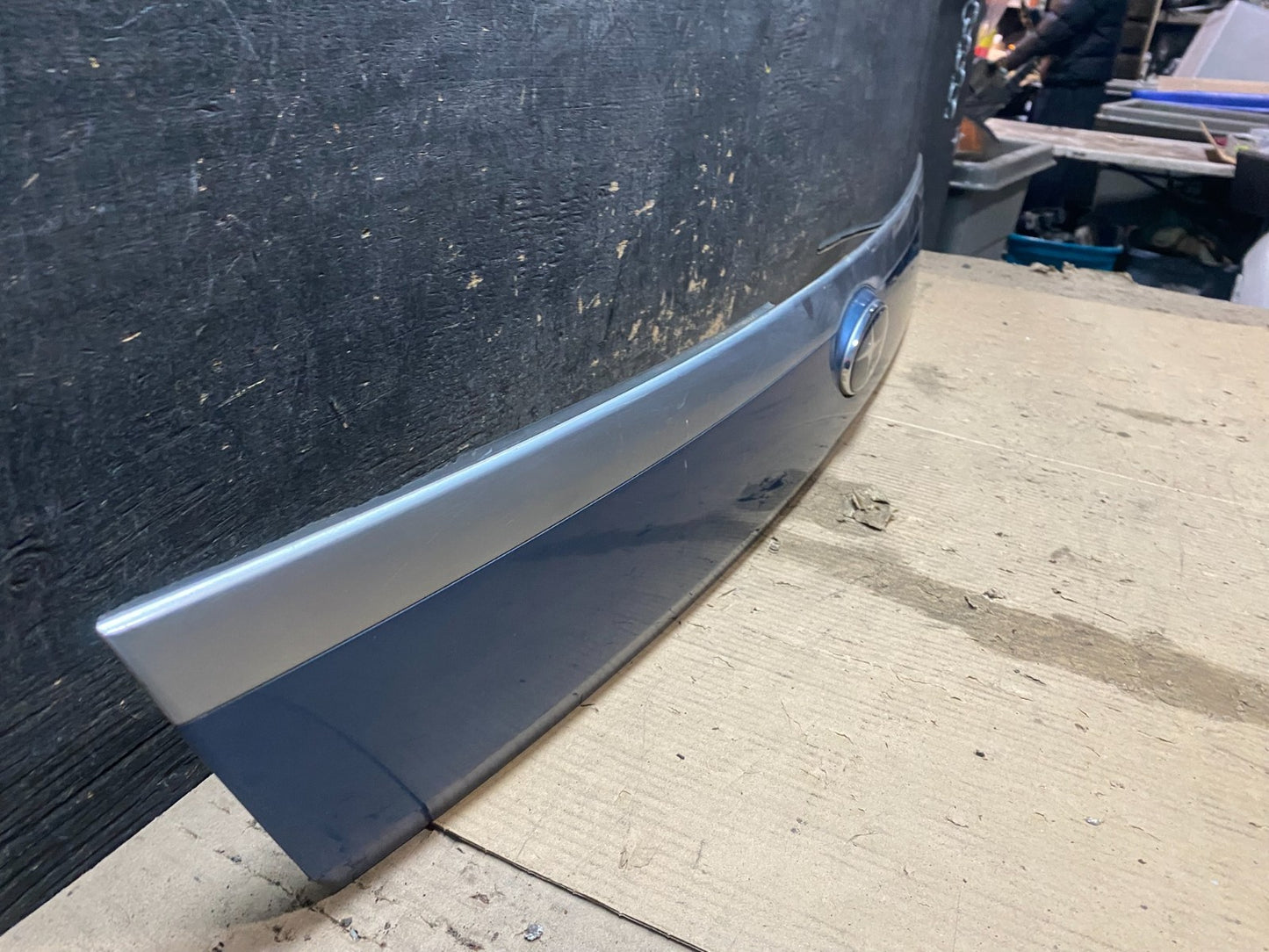 2006 2007 2008 Subaru Forester  Liftgate Tailgate Trunk Trim Molding X3438 DG2