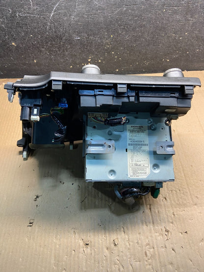 2006 - 2011 Honda Civic Radio AM/FM Climate Control Air Vent Bezel y3668 DG5