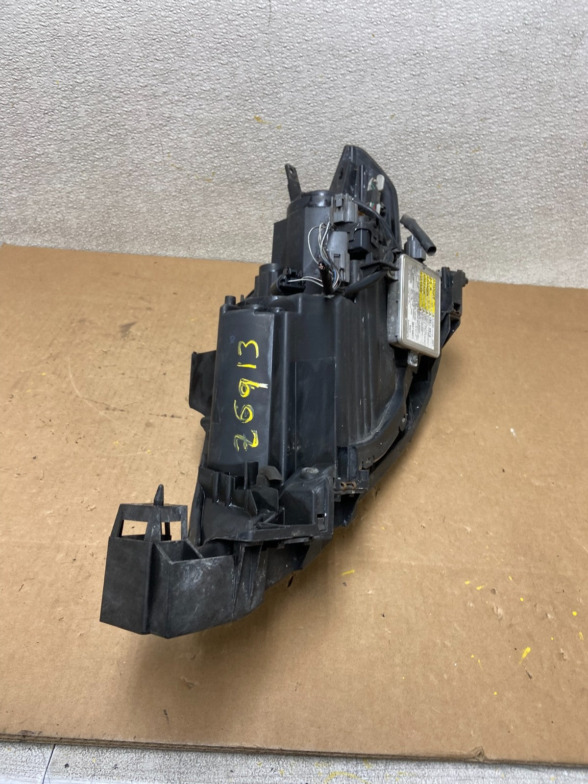 2008 2009 2010 Mazda 5 Right Passenger RH Black Xenon Headlight Z6913 DW8