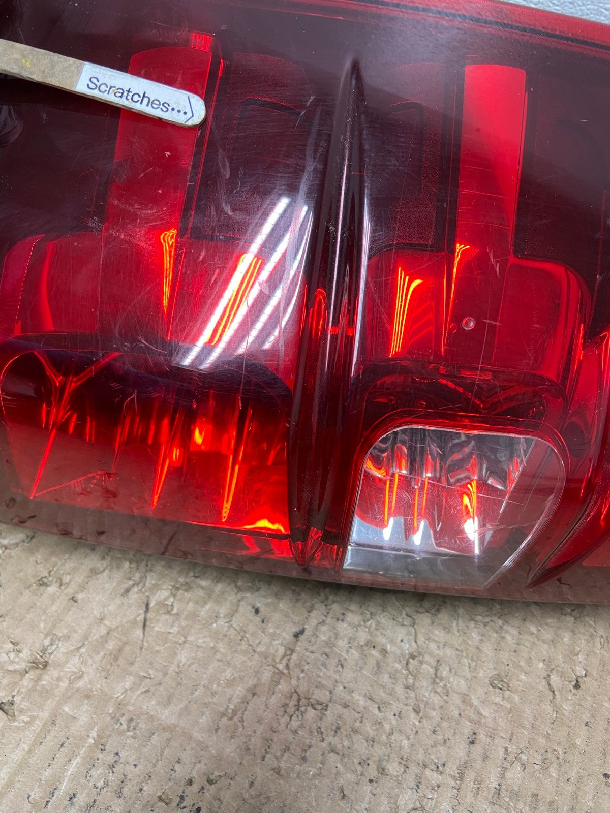 2008-2014 Chevrolet Tahoe Suburban Driver Lh Left Side Tail Light AC4119 LK3