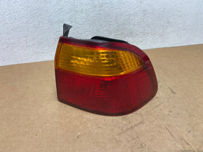 1999 2000 Honda Civic Sedan Right Passenger RH Side Tail Light AD6306 LK0
