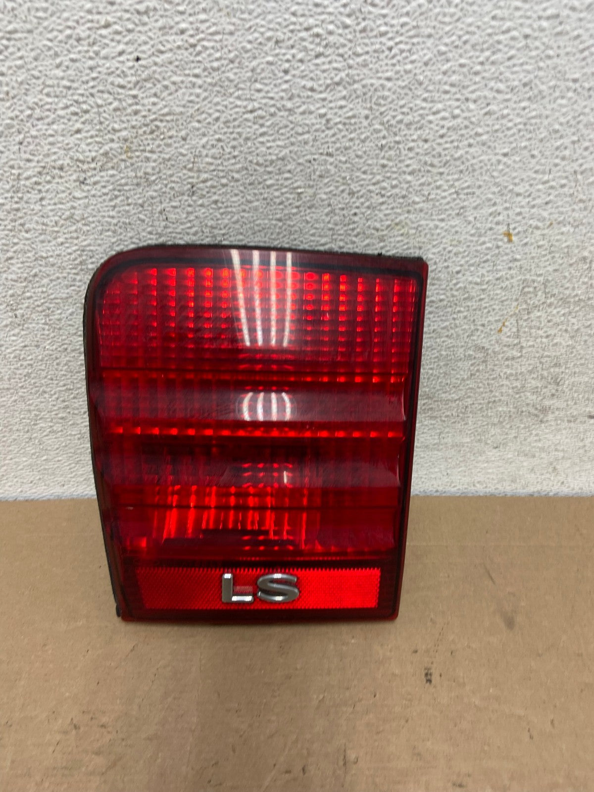 2000 2001 2002 Lincoln Ls Right Passenger RH Side Inner Tail Light AF4772 LK0