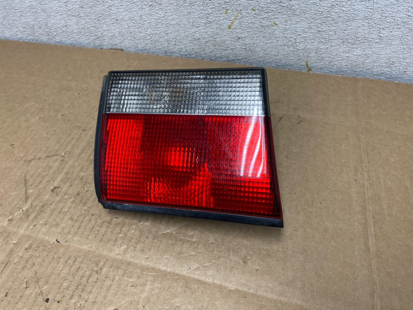 1994 to 1998 Saab 900 & Turbo Left Driver Side Tail Light Inner O5151 DG1