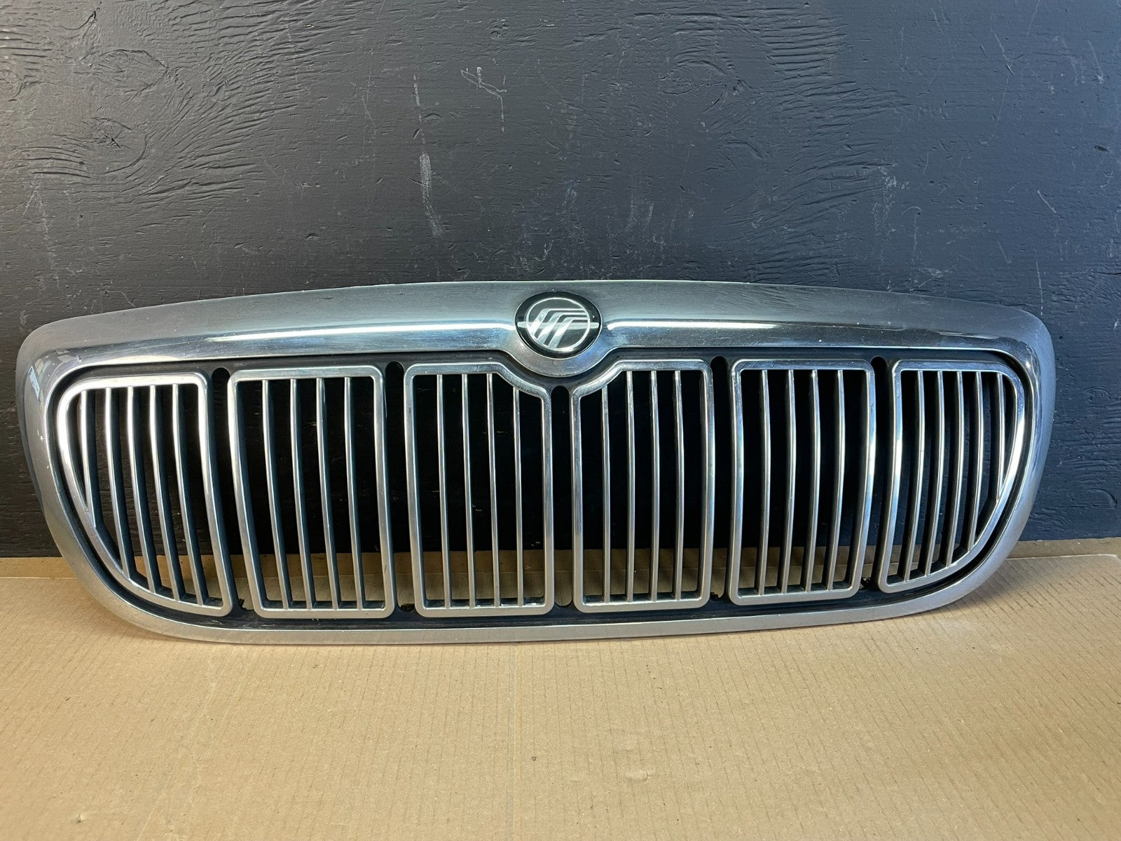 1998 to 2002 Mercury Grand Marquis Front Upper Grill Grille OEM  AC1993 DG0