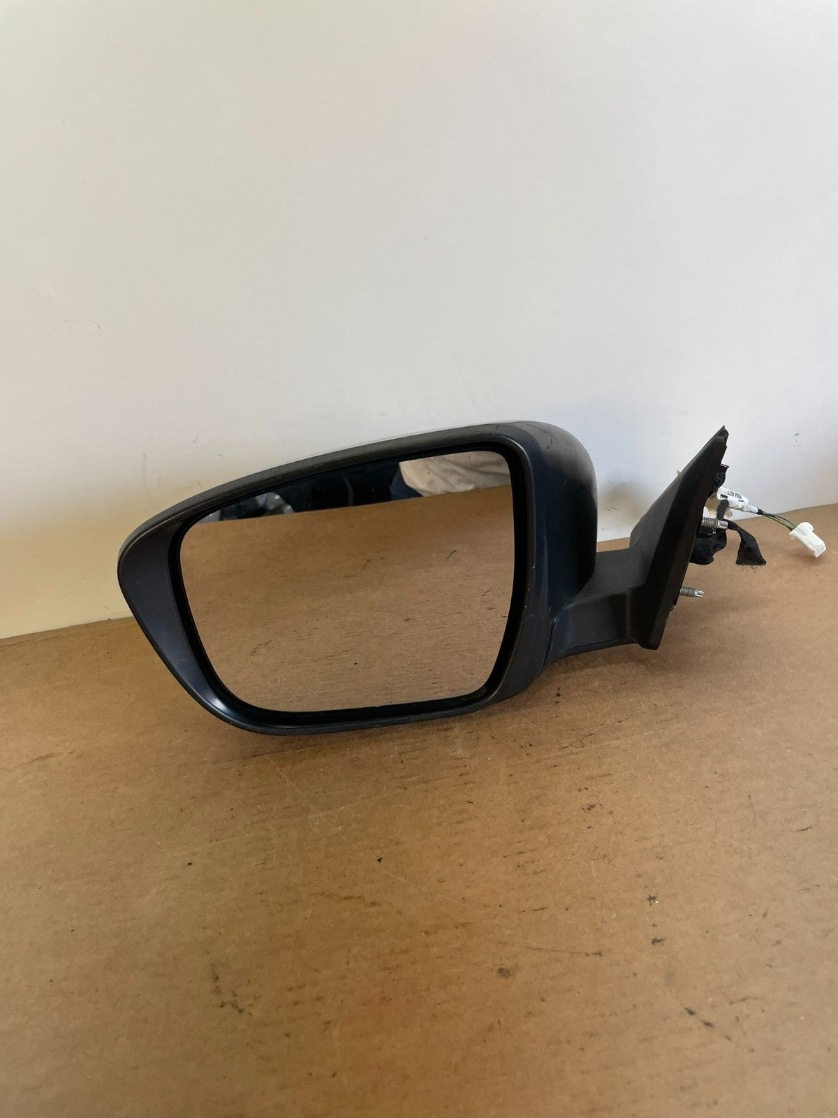 2016 to 2020 Nissan Rogue Left Driver LH Side View Door Mirror ag0654 DG9