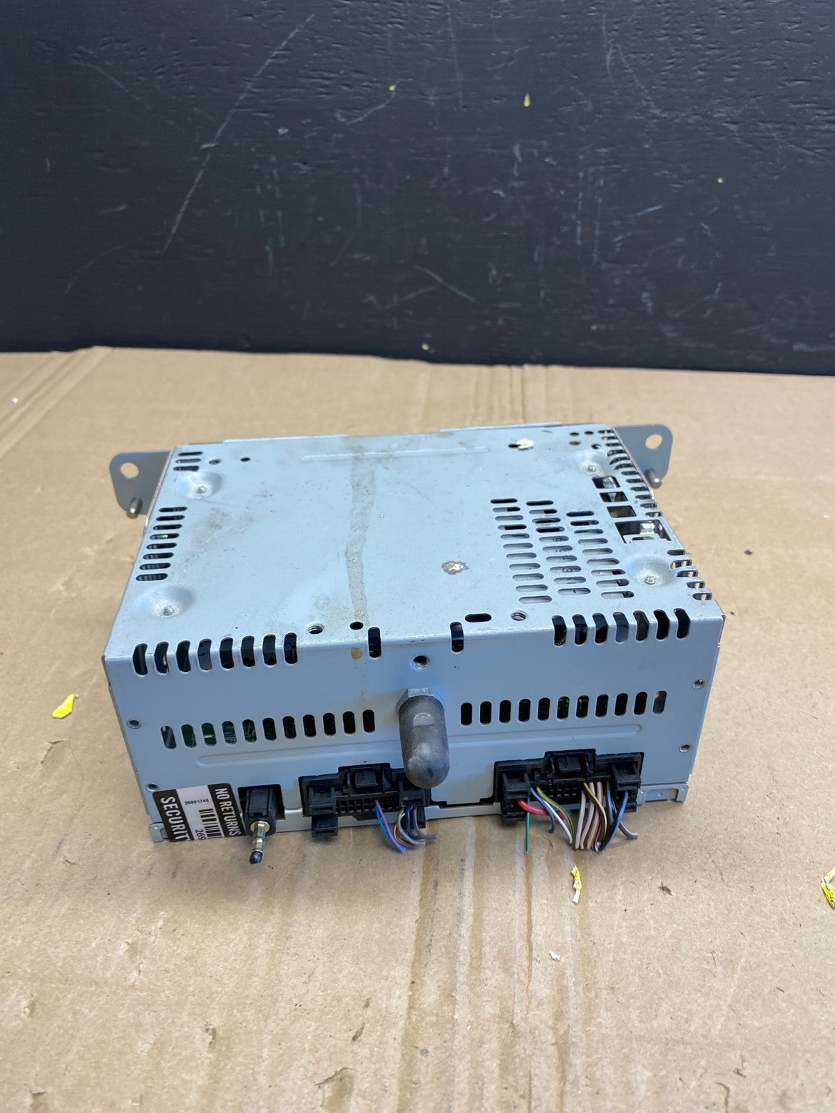 2018 to 2019 Ford Explorer Audio Equipment Radio Receiver AM FM CD AB8769 DG3