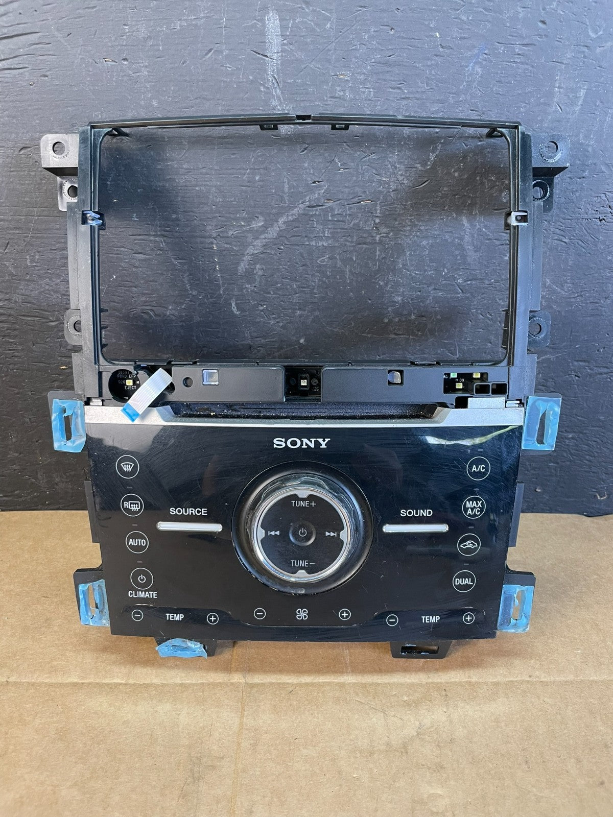 2011-2014 Ford Edge Heater Climate Control Sony Radio CD Control Dash AC4997 DG0