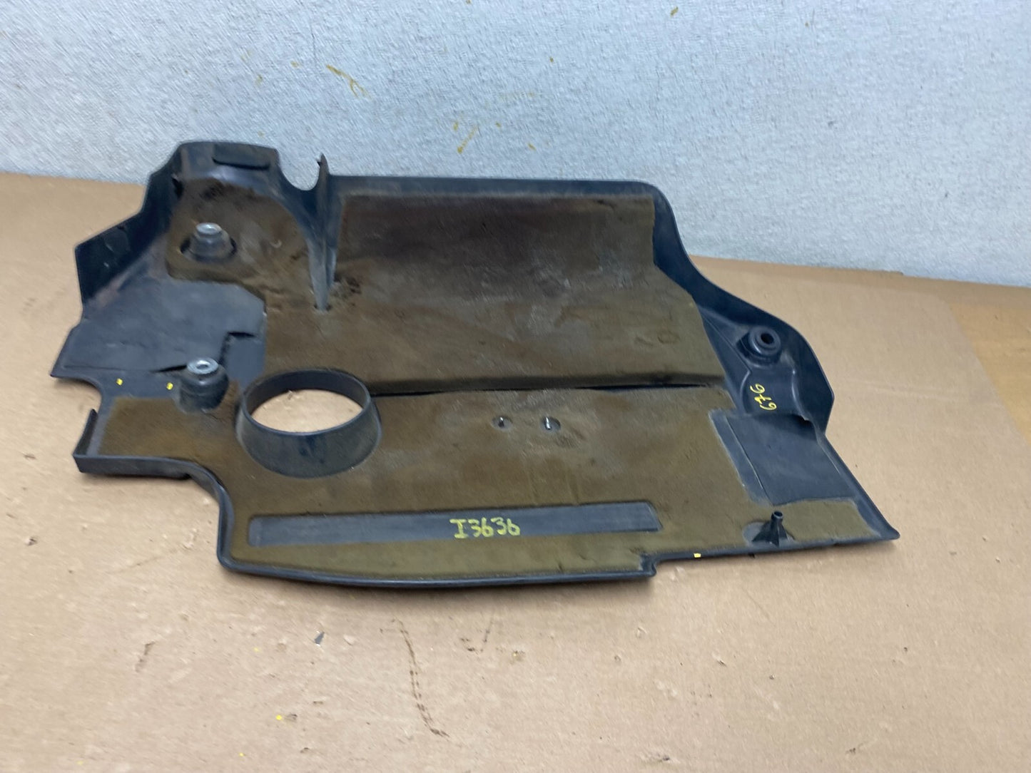 2007 to 2013 Nissan Altima 2.5 L Engine Cover N7676 DG1