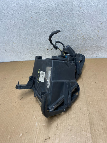 2007 to 2010 Ford Edge Right Passenger RH Halogen Headlight AI9118 DW9