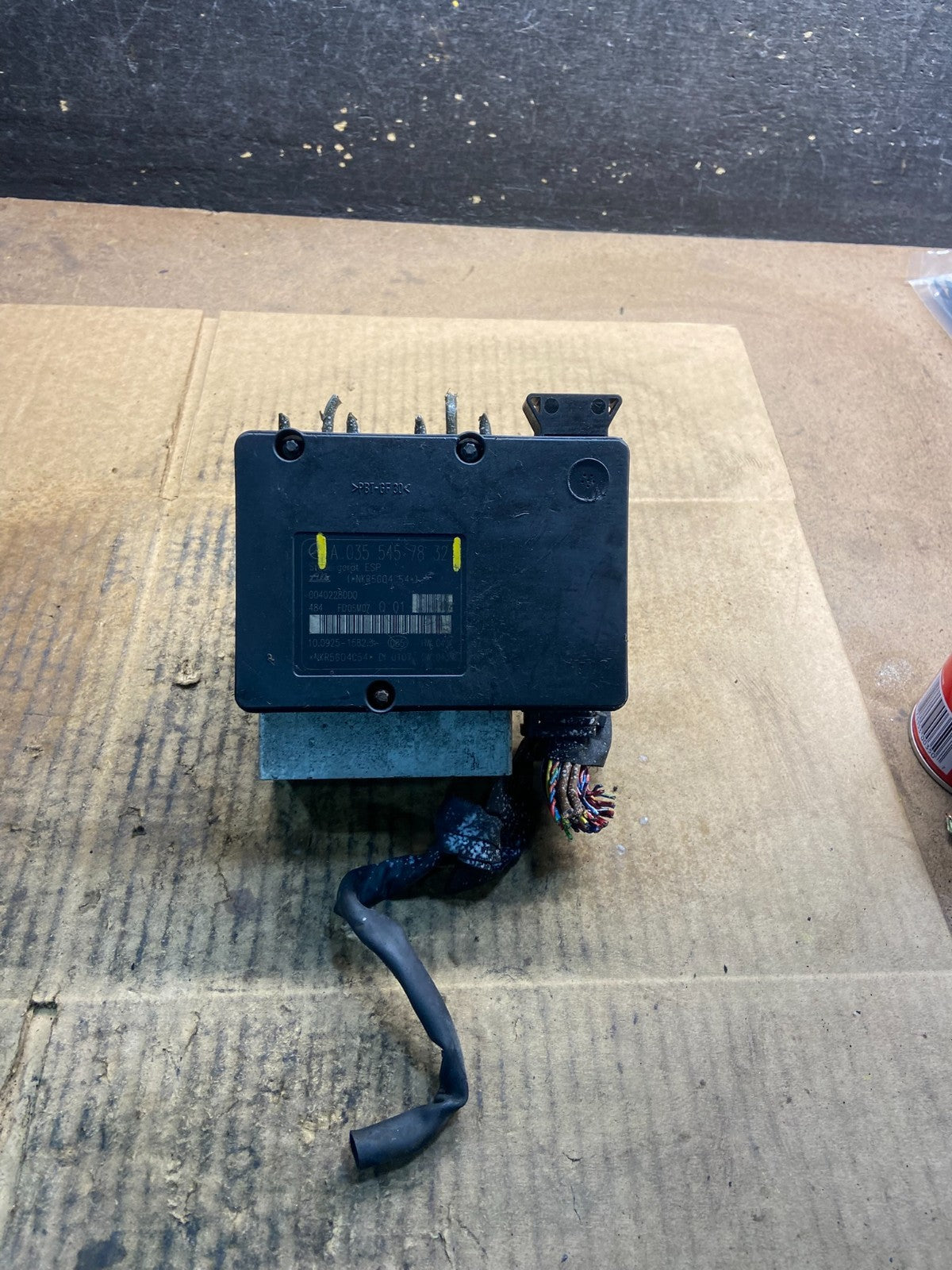 2002 to 2005 Mercedes W204 C230 C320 ABS Anti Lock Brake Pump Module y4387 DG5